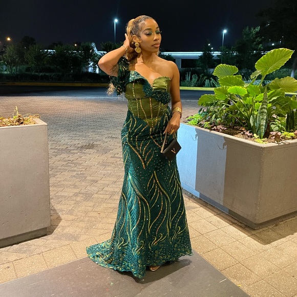 Custom African Floor-length Gown Green and Gold - Picture 3 of 5